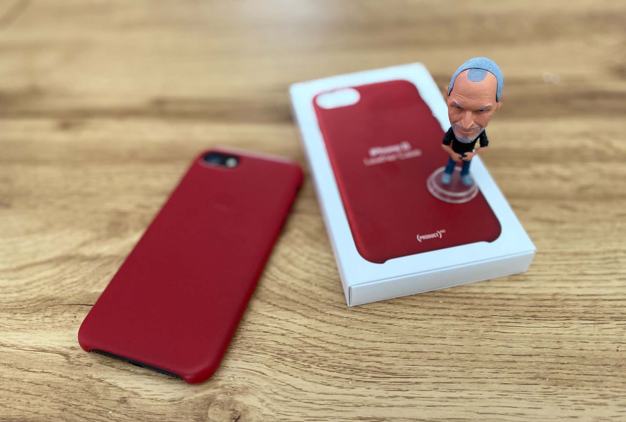 Priehľadný alebo farebný kryt na iPhone? Ako si vybrať ten správny 1